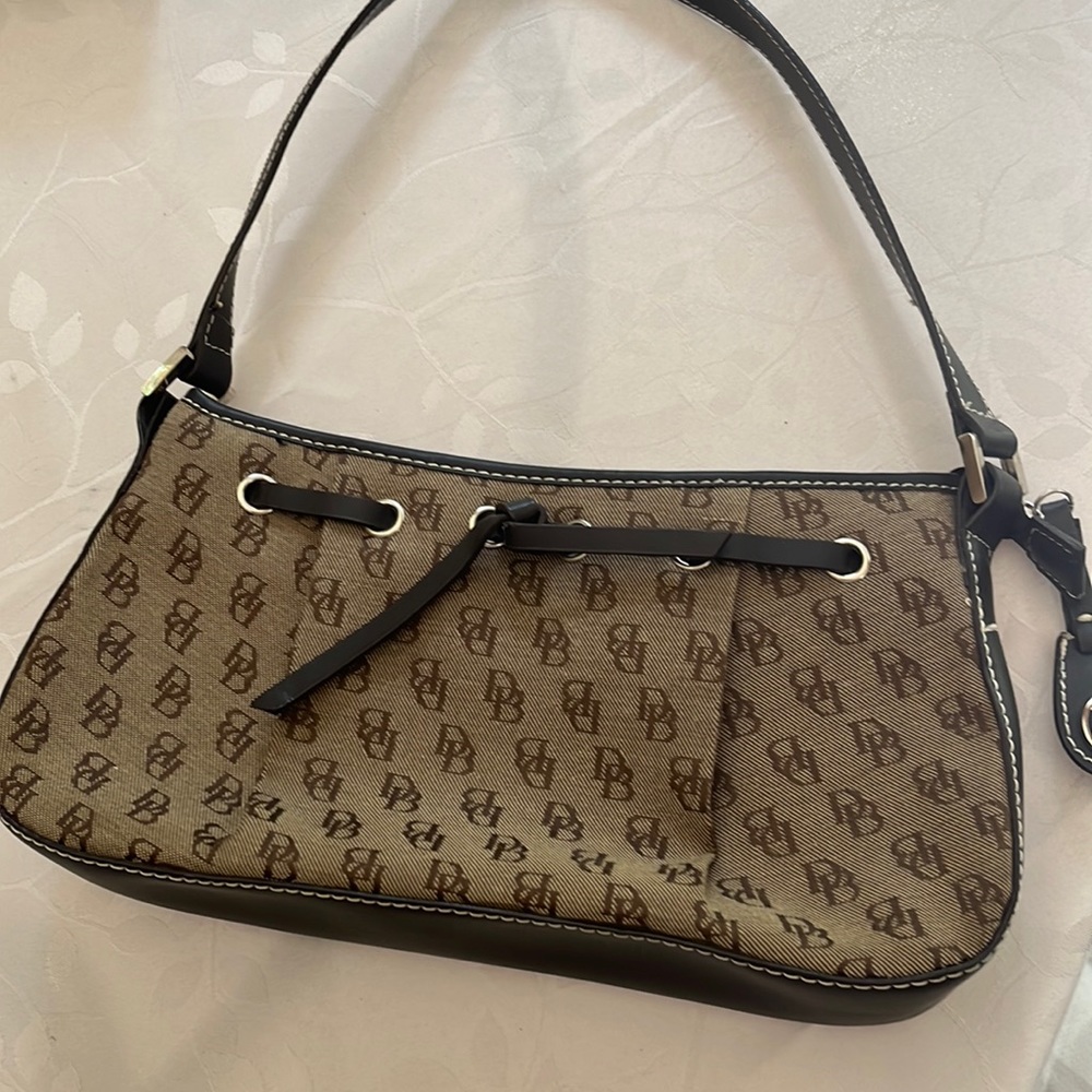 Dooney and Bourke purse